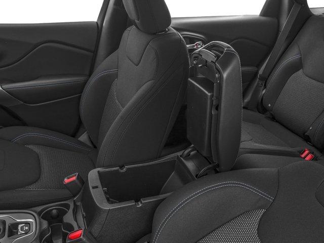 2019 Jeep Cherokee Latitude Back Seat Covers – Velcromag 2019 Jeep Cherokee Latitude Plus Seat Covers